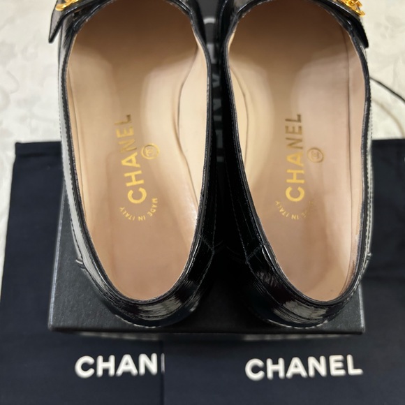 π Chanel CC turnlock Loafers,in Box - Picture 6 of 12